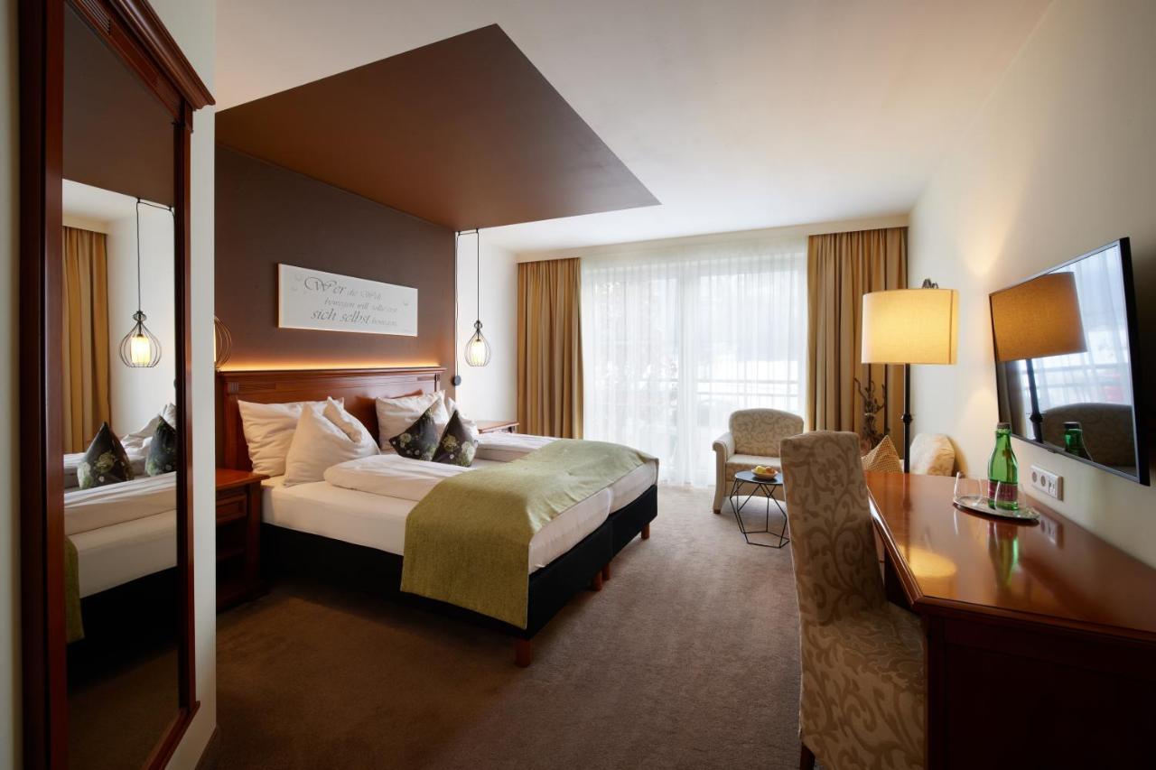 Hotel Panorama Royal บาด ฮาริง ภายนอก รูปภาพ