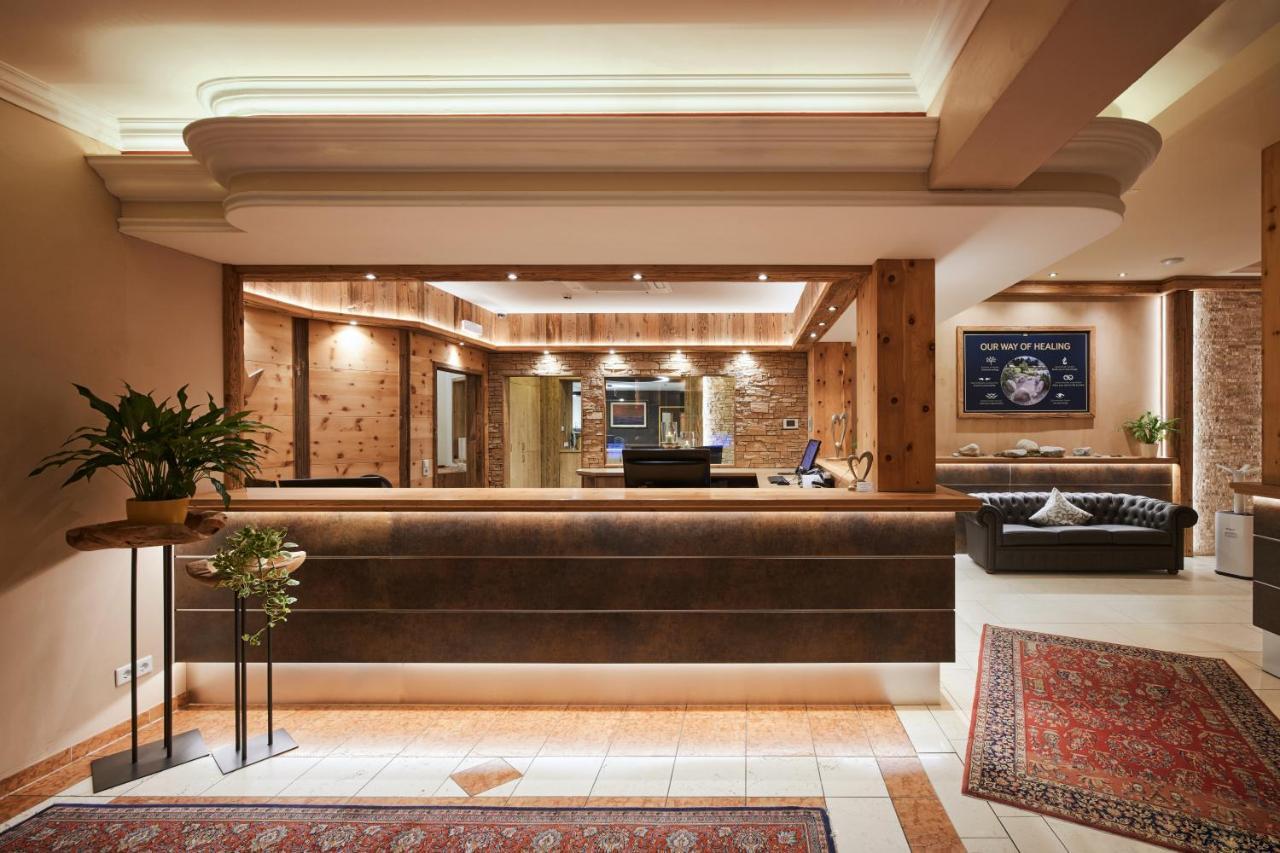 Hotel Panorama Royal บาด ฮาริง ภายนอก รูปภาพ