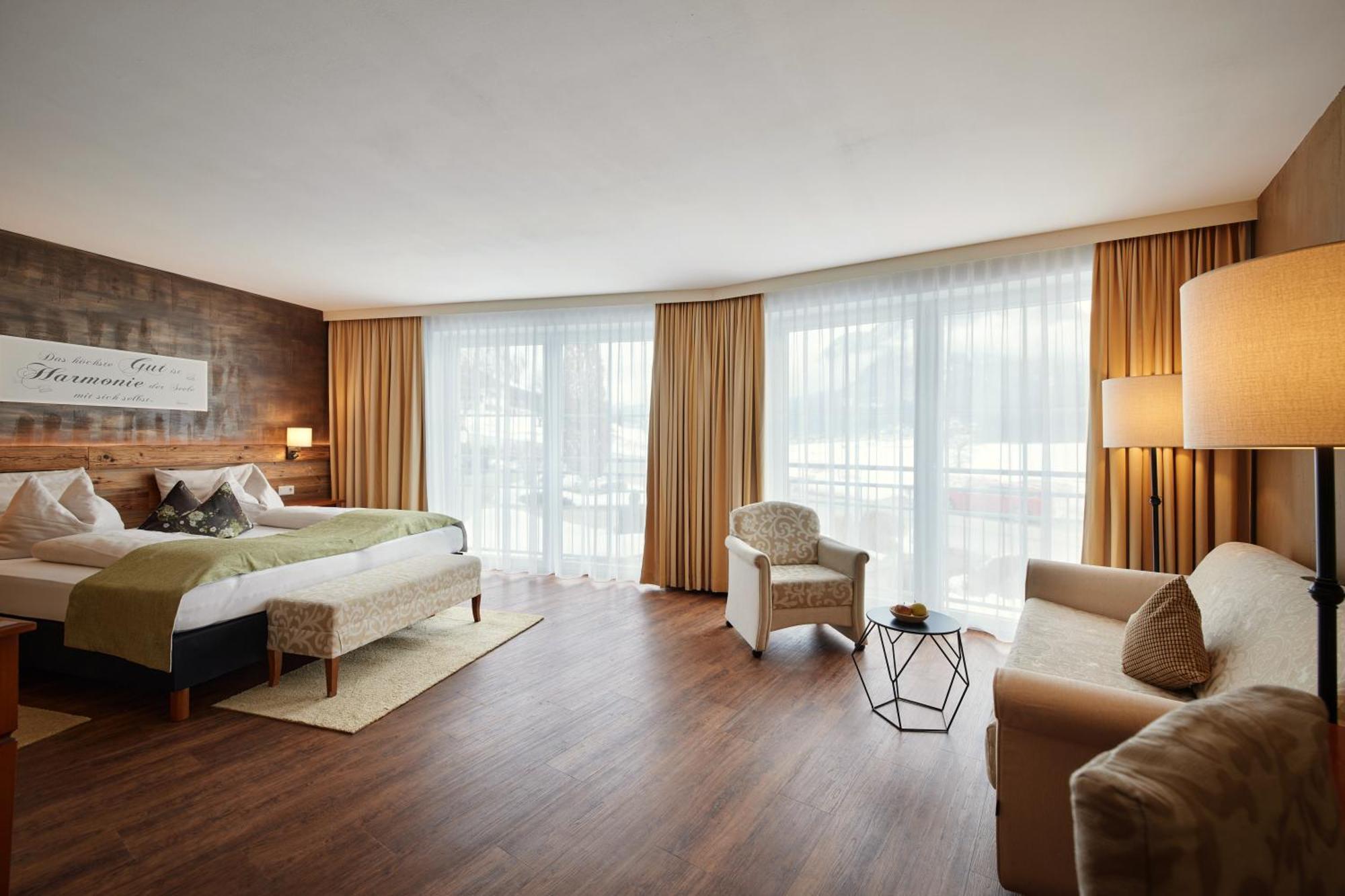 Hotel Panorama Royal บาด ฮาริง ภายนอก รูปภาพ