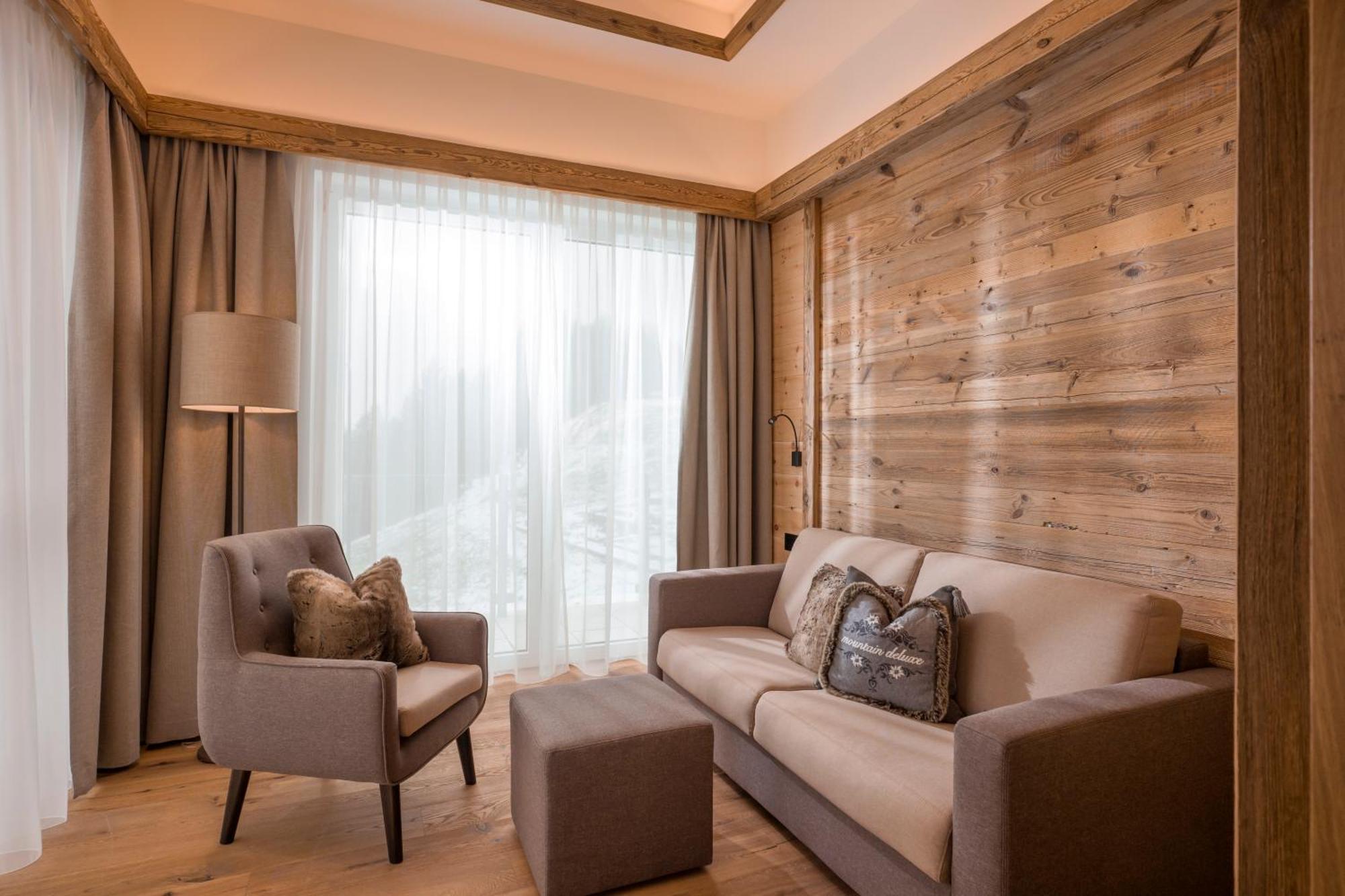 Hotel Panorama Royal บาด ฮาริง ภายนอก รูปภาพ