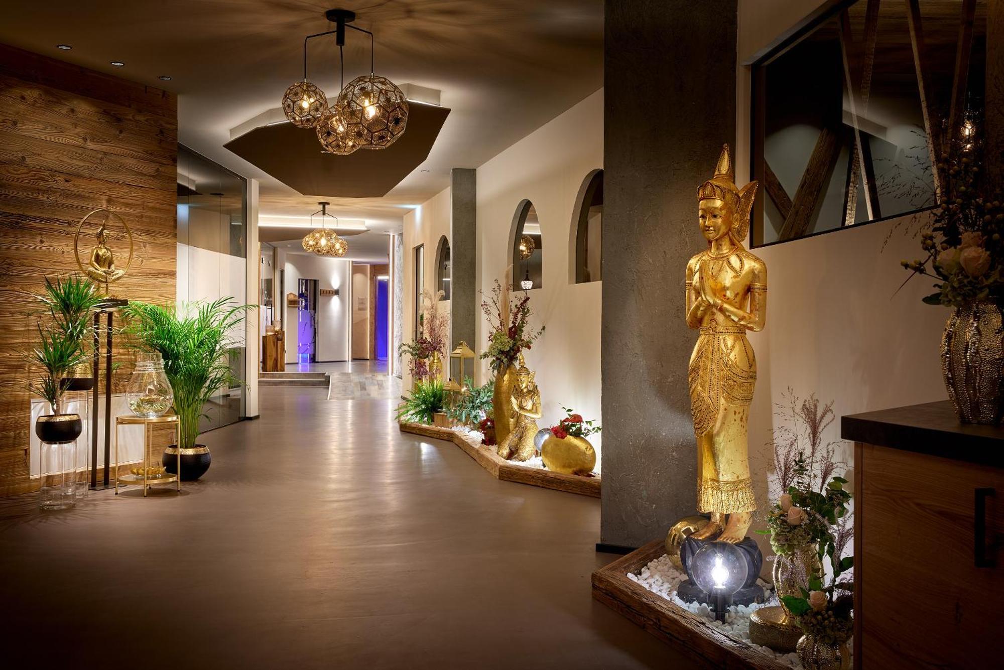 Hotel Panorama Royal บาด ฮาริง ภายนอก รูปภาพ