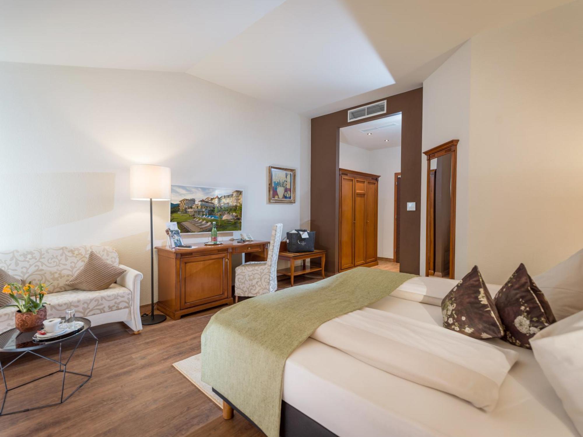 Hotel Panorama Royal บาด ฮาริง ภายนอก รูปภาพ